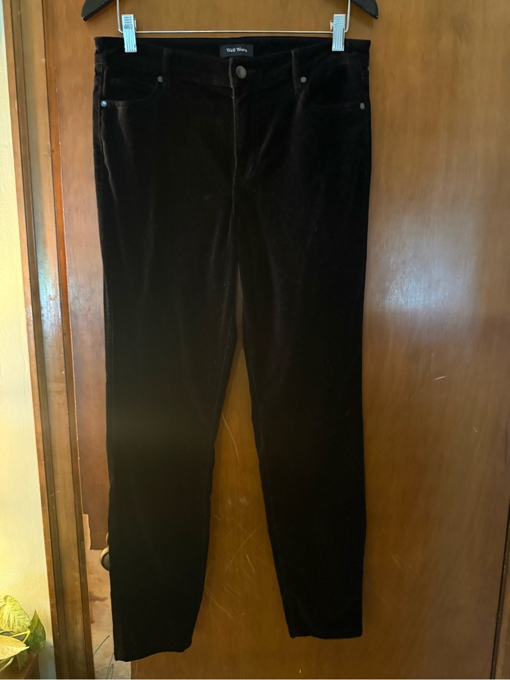Well Worn Brand Women's Black Velvet Jeans